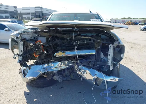 2018 Chevrolet Silverado 1500 1Lt из США, поврежденный, VIN 3GCPCREC5JG562700